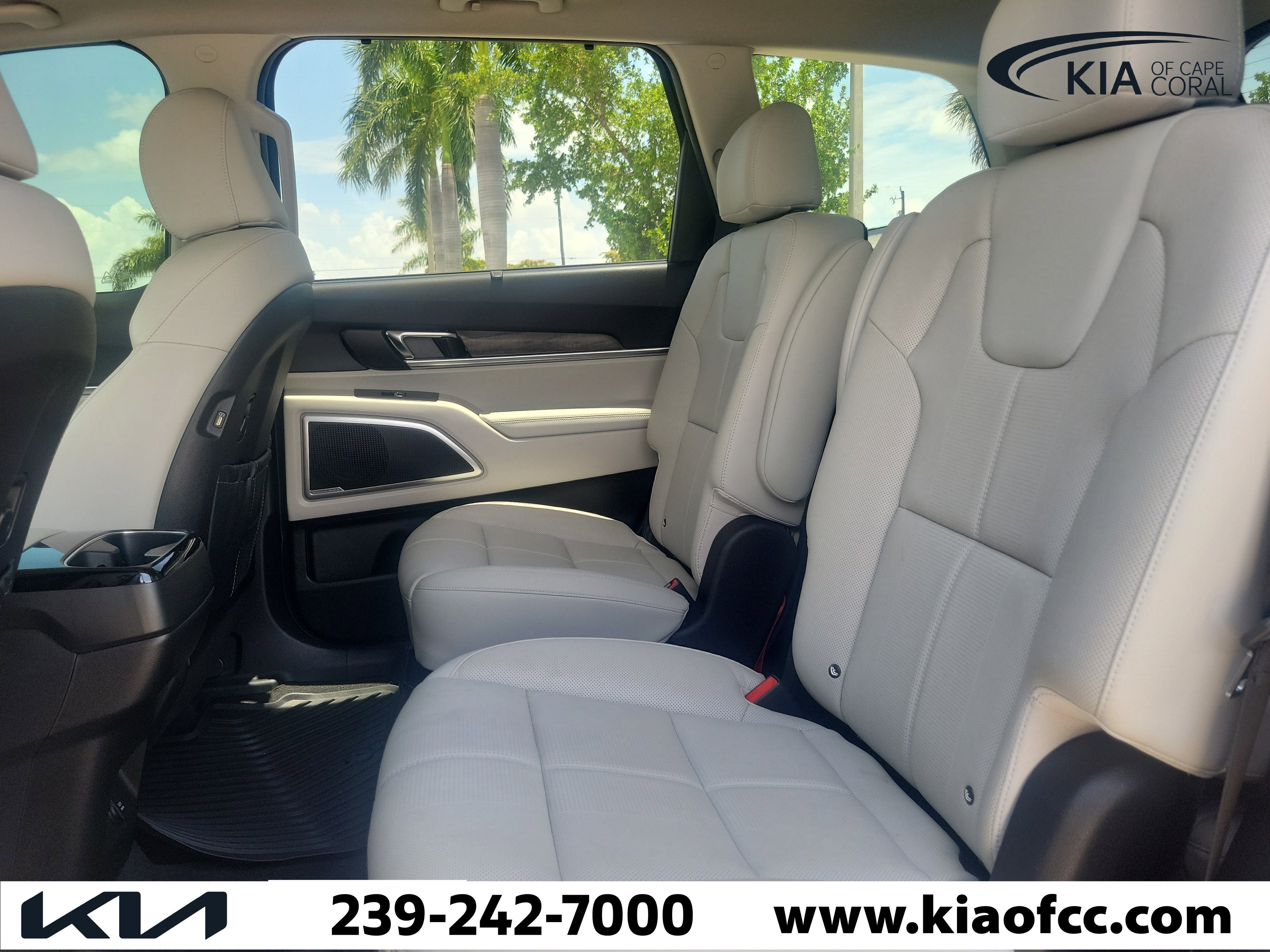 Certified 2022 Kia Telluride EX w/ EX Premium Package FWD image 14