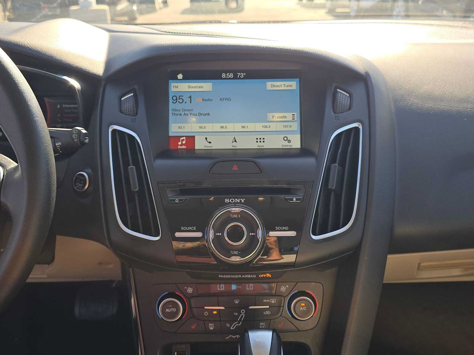 Used 2018 Ford Focus Electric Hatchback FWD image 26
