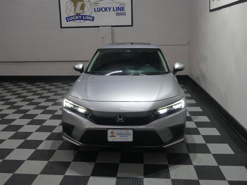 Used 2023 Honda Civic EX image 3