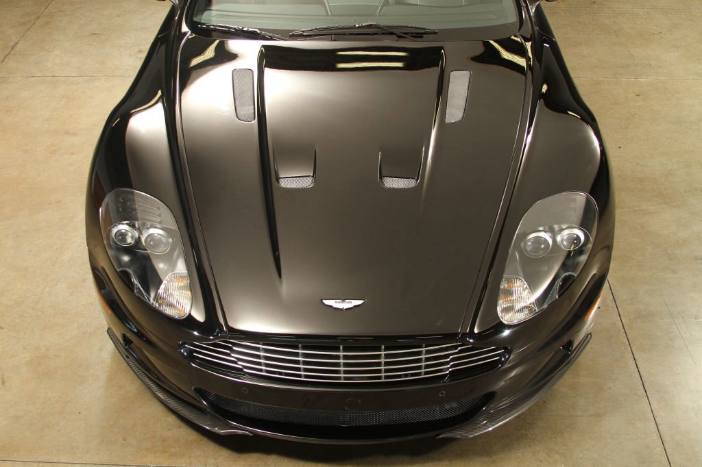 Used 2009 Aston Martin DBS Coupe RWD image 29