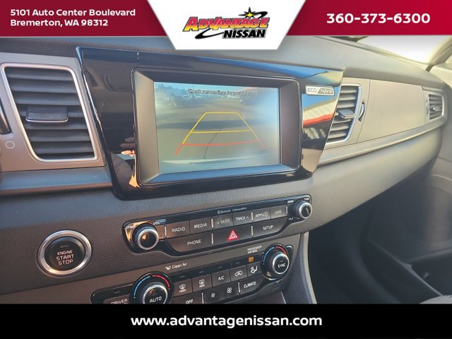 Used 2018 Kia Niro LX image 14