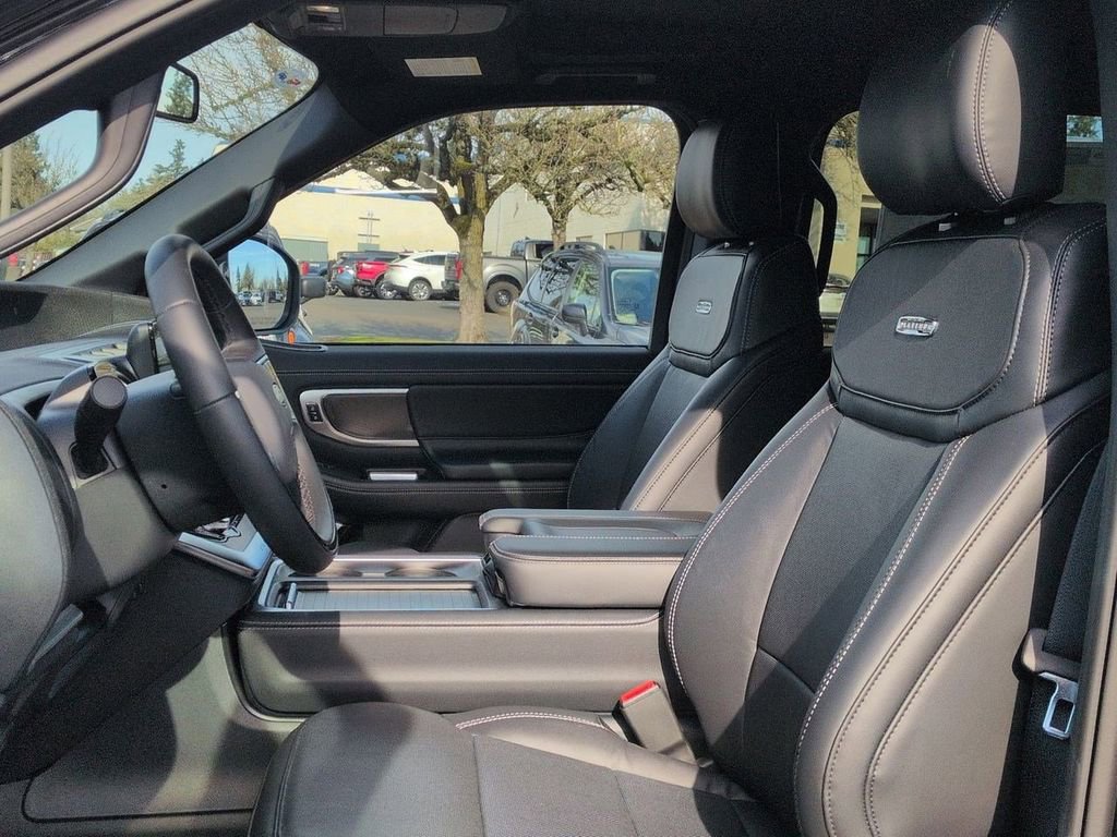 New 2025 Ford Expedition Platinum w/ Stealth Performance Package AWD/4WD image 13