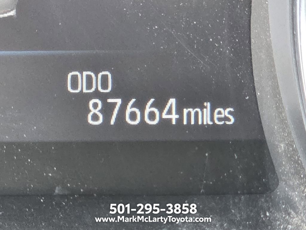 Used 2019 Toyota Camry XSE FWD image 23