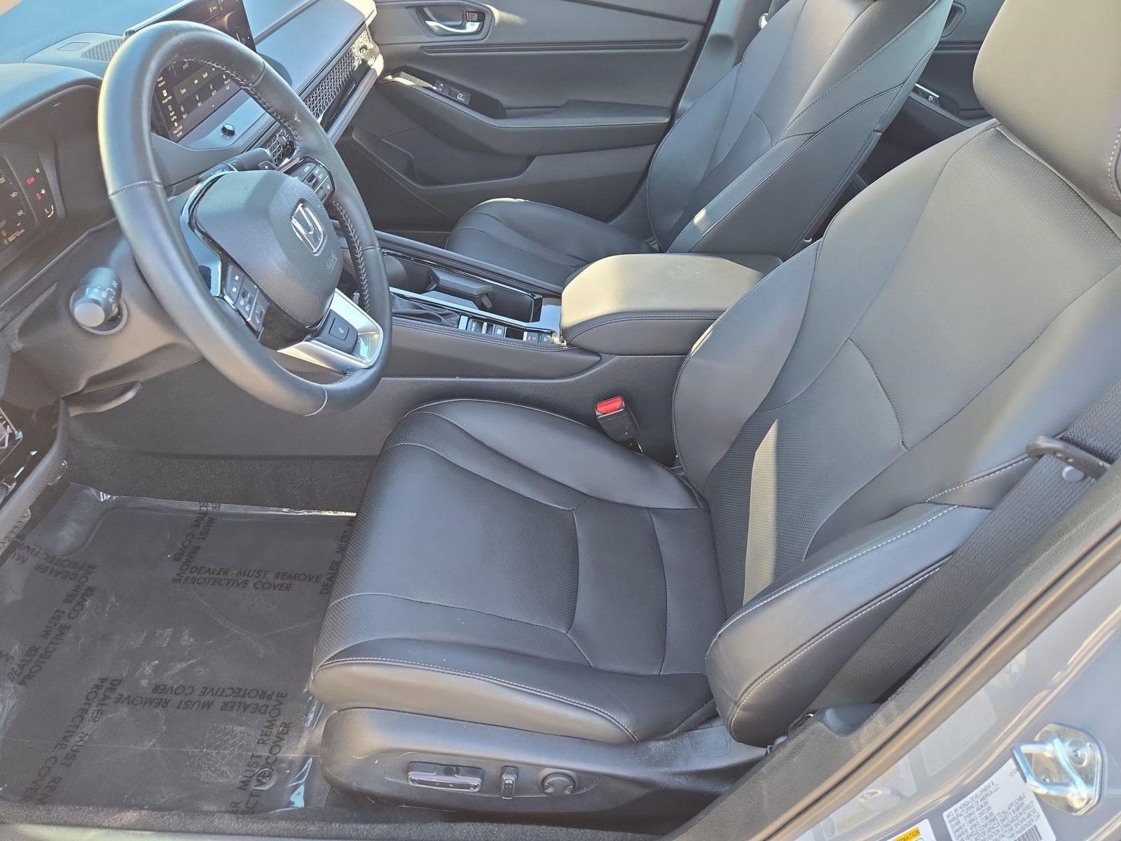 Used 2025 Honda Accord Touring image 5