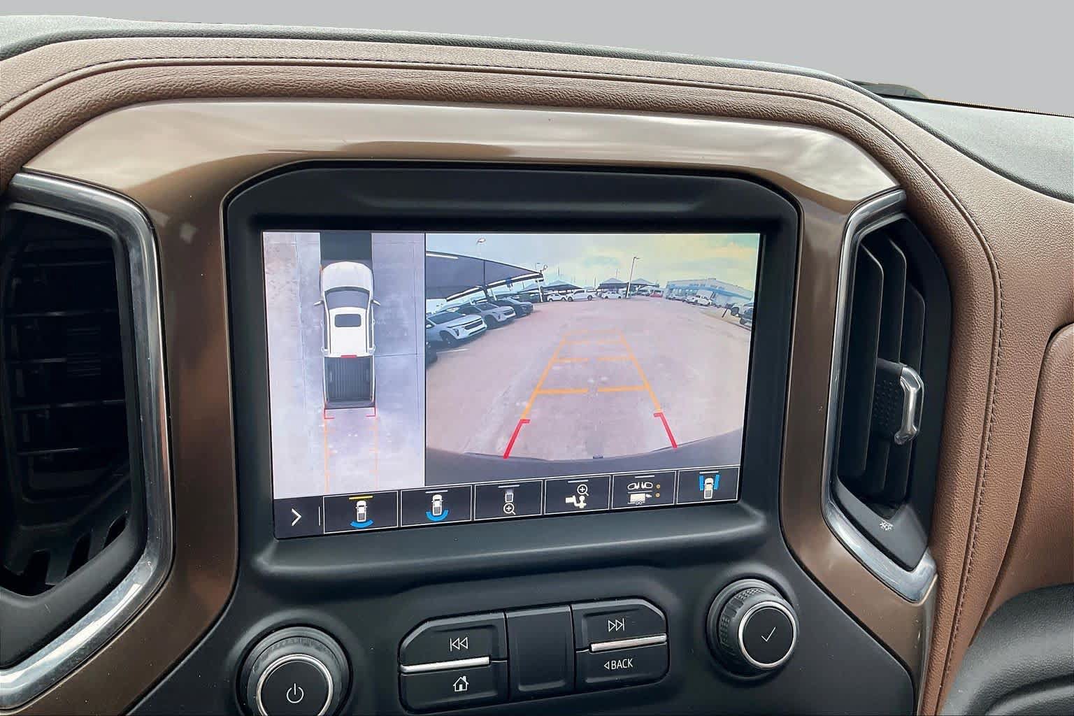 Used 2019 Chevrolet Silverado 1500 High Country w/ Trailer Camera Package AWD/4WD image 26