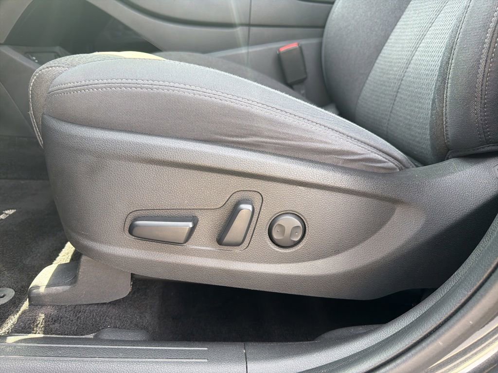 Used 2023 Hyundai Santa Fe SEL AWD/4WD image 16