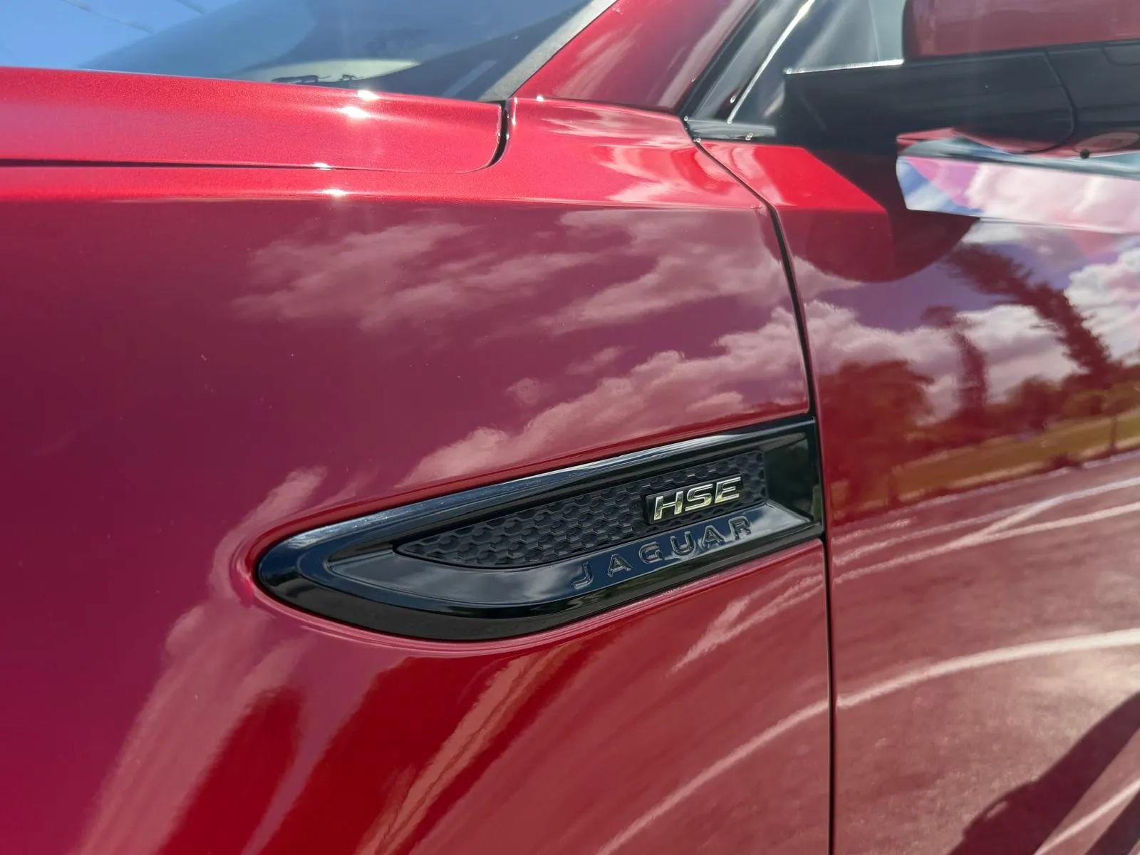 Used 2019 Jaguar E-PACE R-Dynamic HSE AWD/4WD image 9