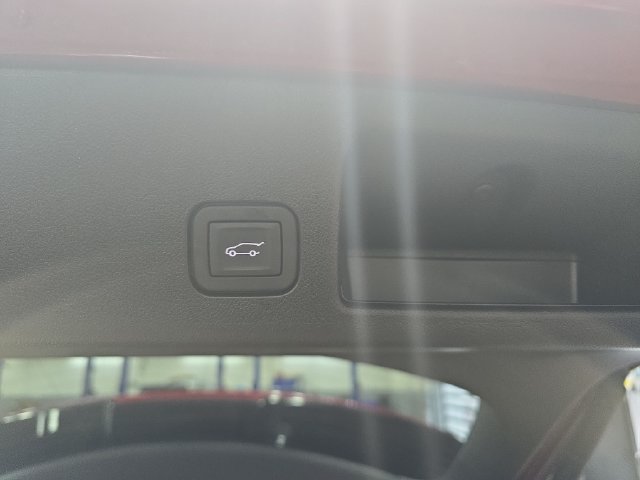 Used 2025 Chevrolet Equinox EV RS AWD/4WD image 15