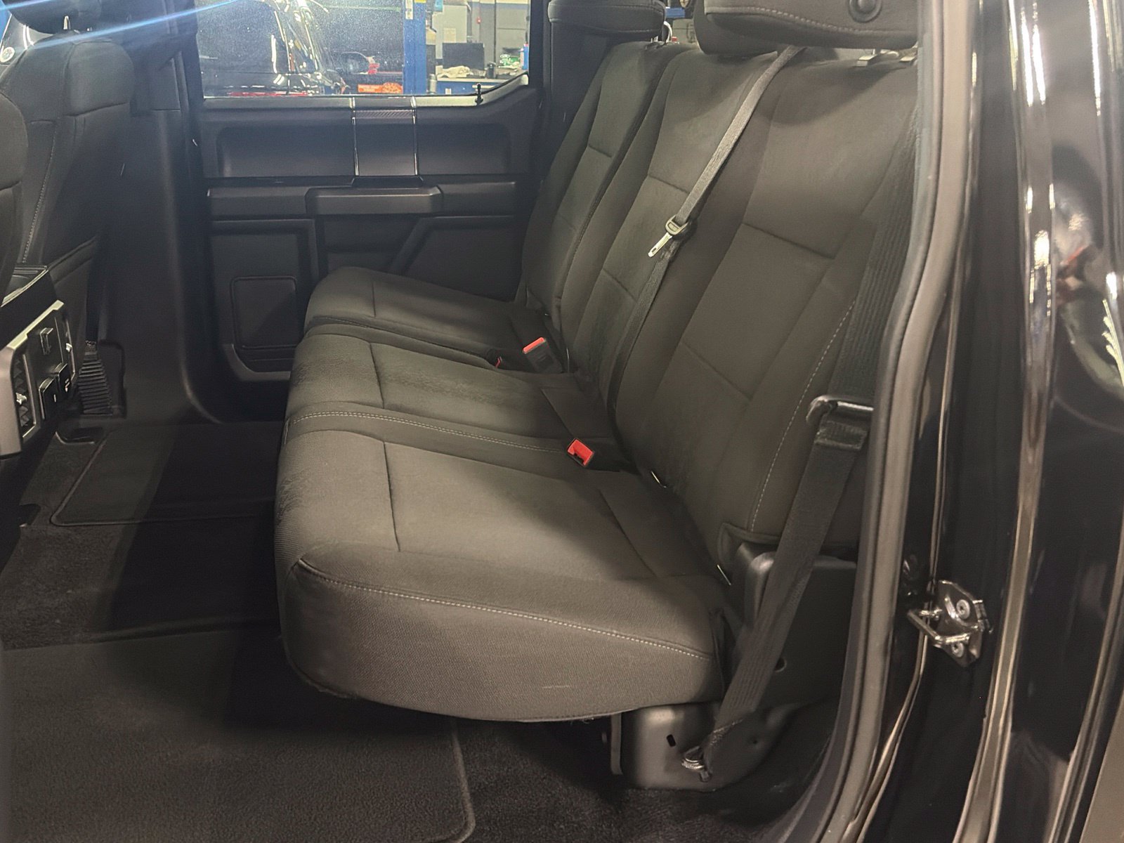 Used 2018 Ford F150 XLT w/ Equipment Group 302A Luxury AWD/4WD image 20