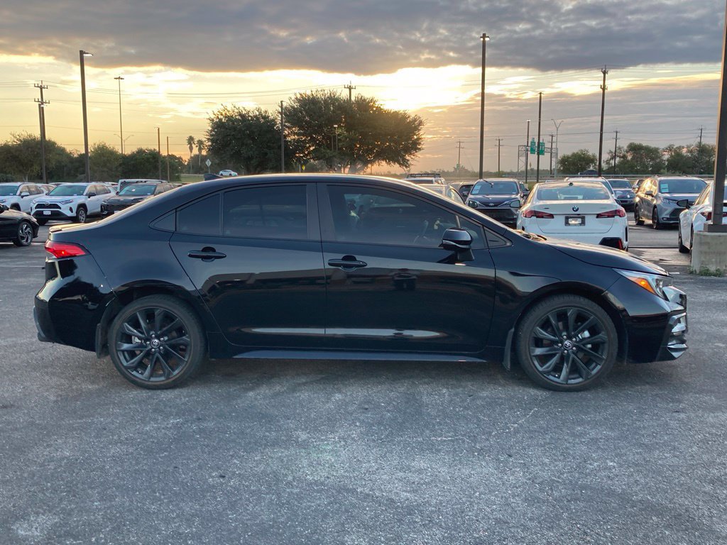 Used 2024 Toyota Corolla SE FWD image 4