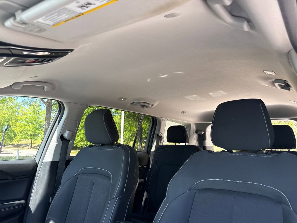 Used 2022 Jeep Grand Cherokee L Laredo w/ Luxury Tech Group I RWD image 29