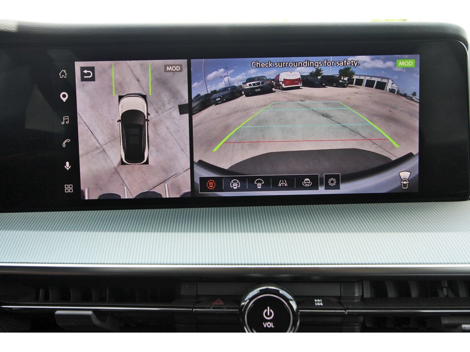 Certified 2025 Nissan Murano SL w/ Cargo Package AWD/4WD image 22