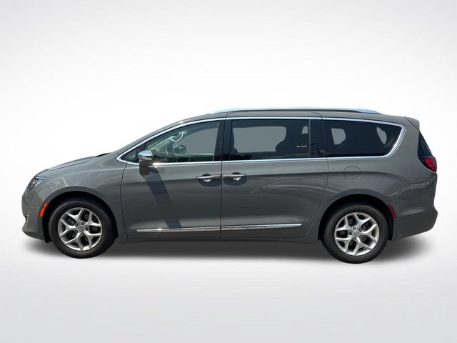 Used 2020 Chrysler Pacifica Limited FWD image 2