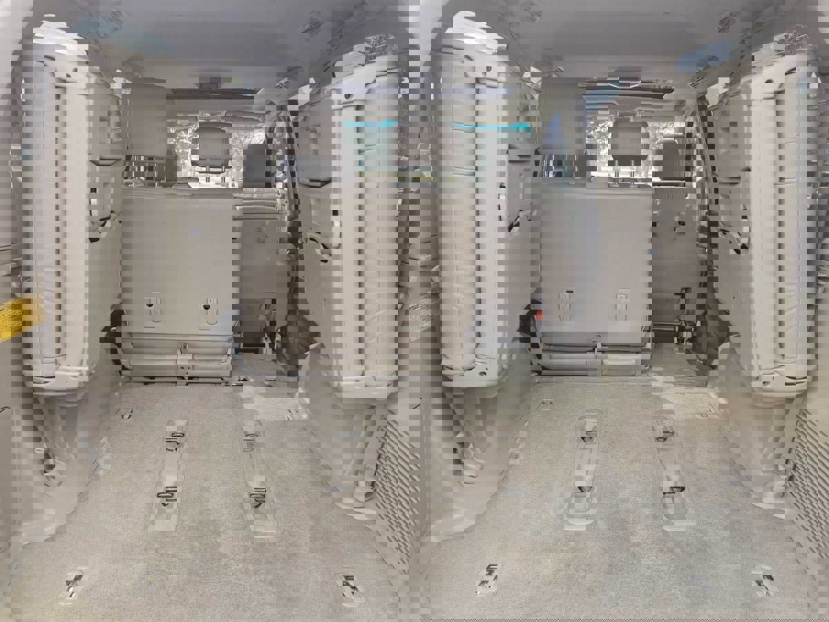 Used 2004 Lexus GX 470 4WD image 32