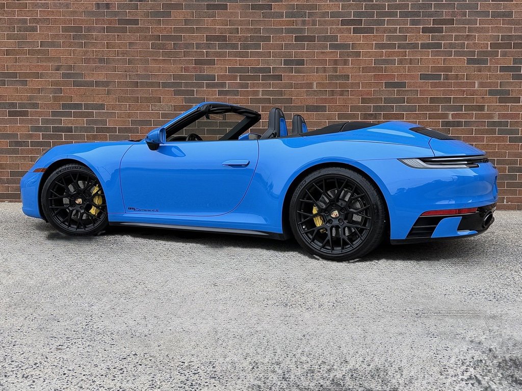 Certified 2023 Porsche 911 Carrera 4S image 3