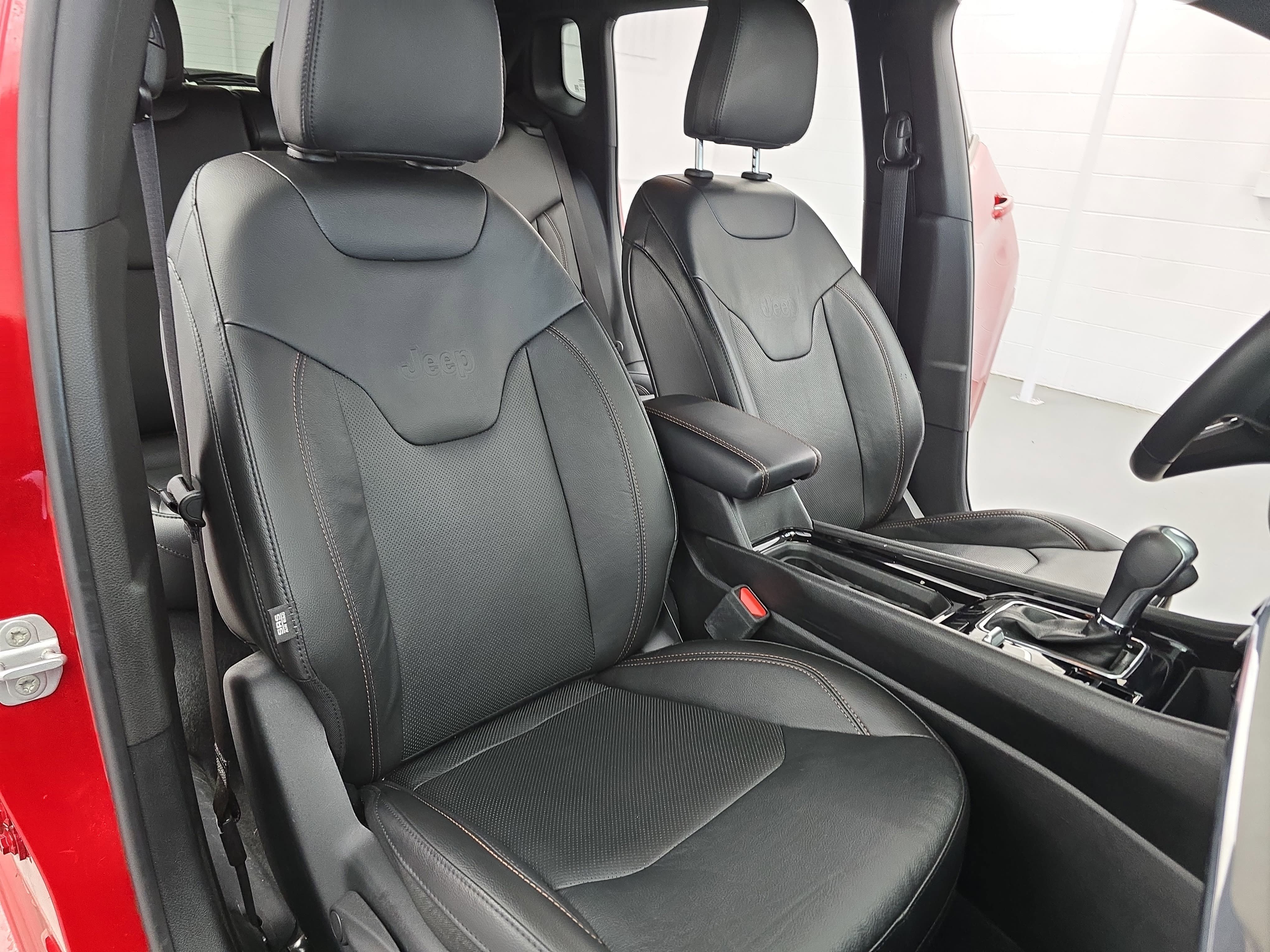 Used 2022 Jeep Compass Limited image 10