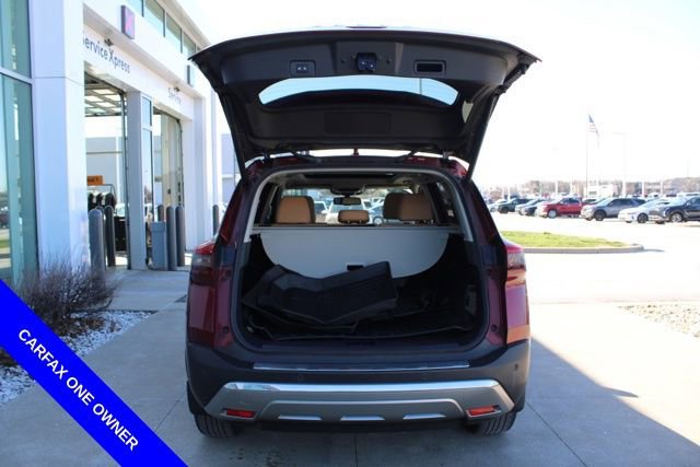 Used 2021 Nissan Rogue Platinum image 9