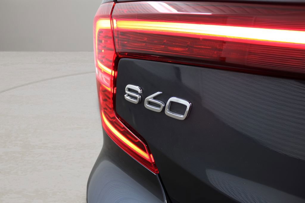 Used 2023 Volvo S60 B5 Plus w/ Climate Package image 31