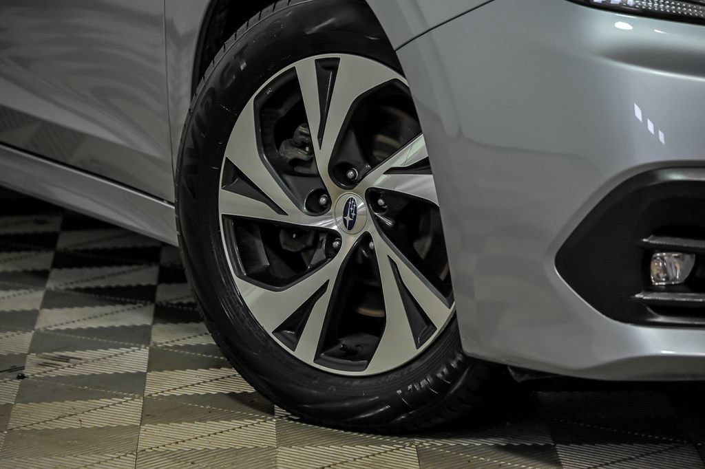Used 2021 Subaru Legacy Premium AWD/4WD image 3