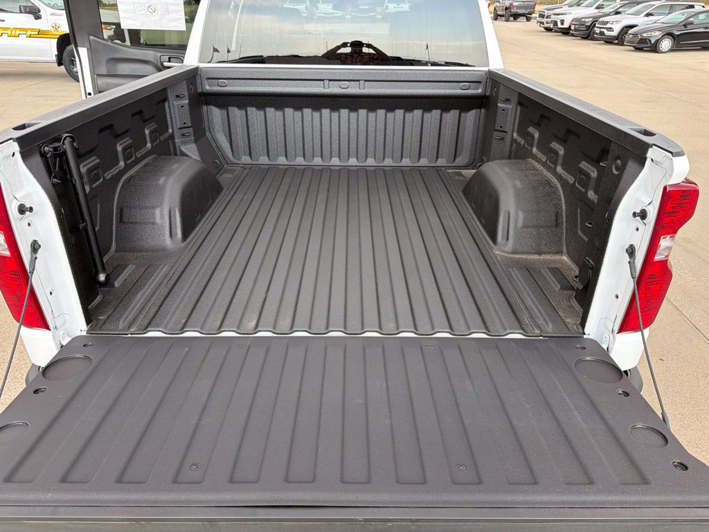 New 2026 Chevrolet Silverado 1500 Custom w/ Turbomax Blackout Package AWD/4WD image 22
