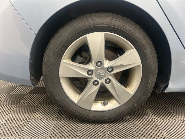 Used 2012 Hyundai Elantra GLS w/ Preferred Pkg 3 image 10