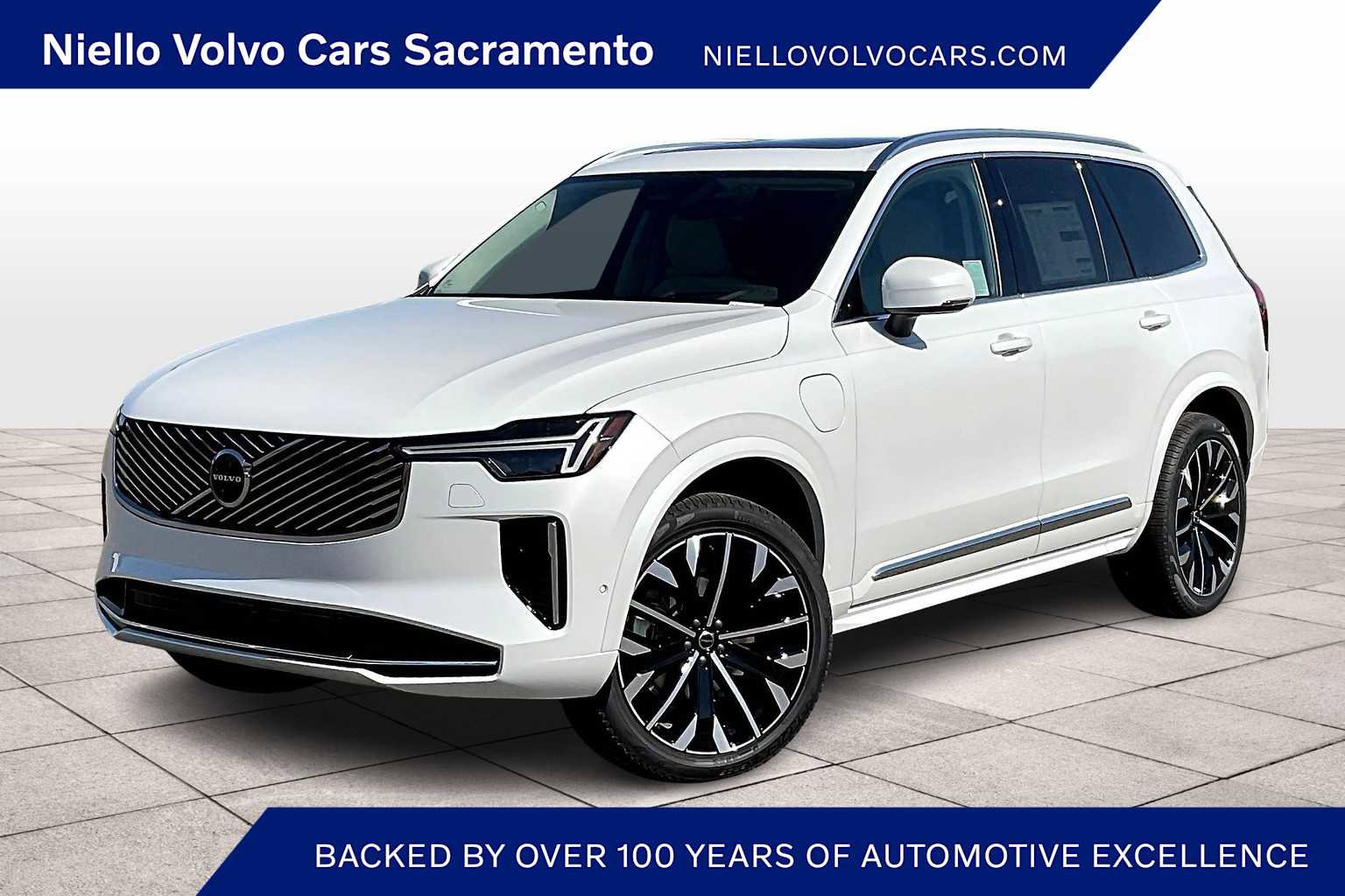 New 2026 Volvo XC90 T8 Ultra