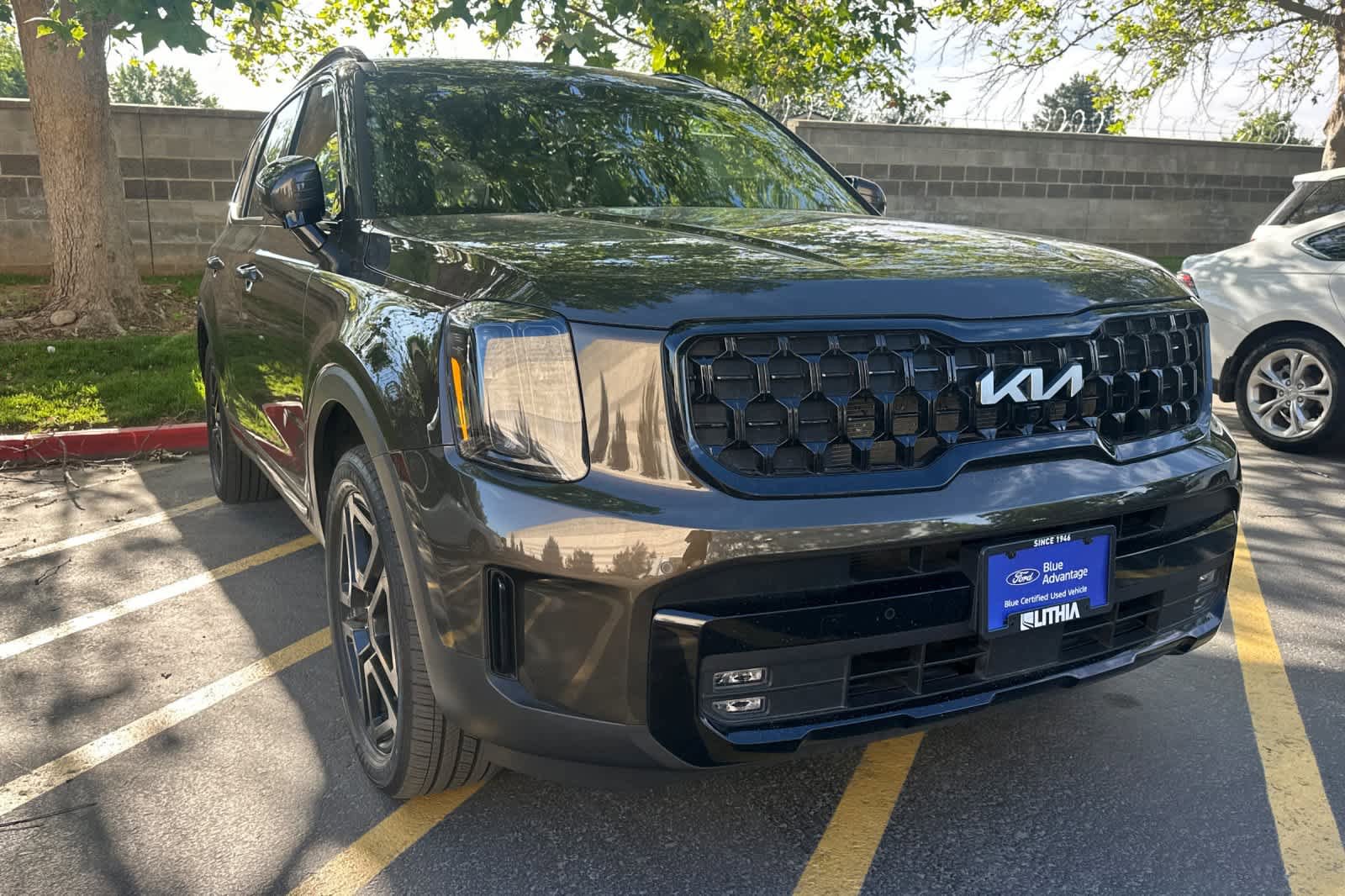 Used 2024 Kia Telluride SX X-Line AWD/4WD image 3