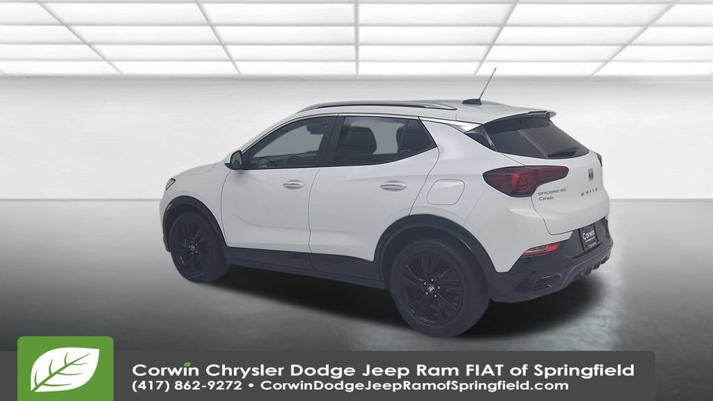 Used 2024 Buick Encore GX Sport Touring image 11