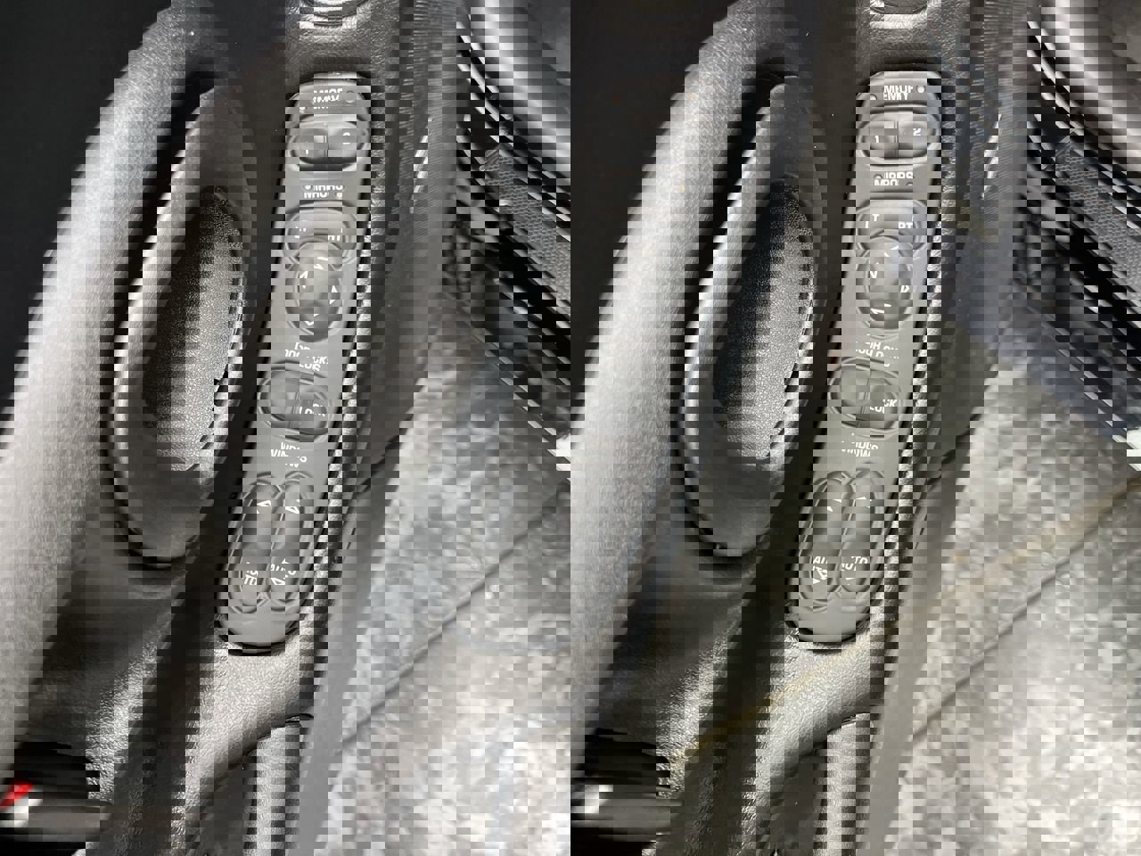 Used 2001 Chevrolet Corvette Convertible w/ Preferred Equipment Group2 image 7