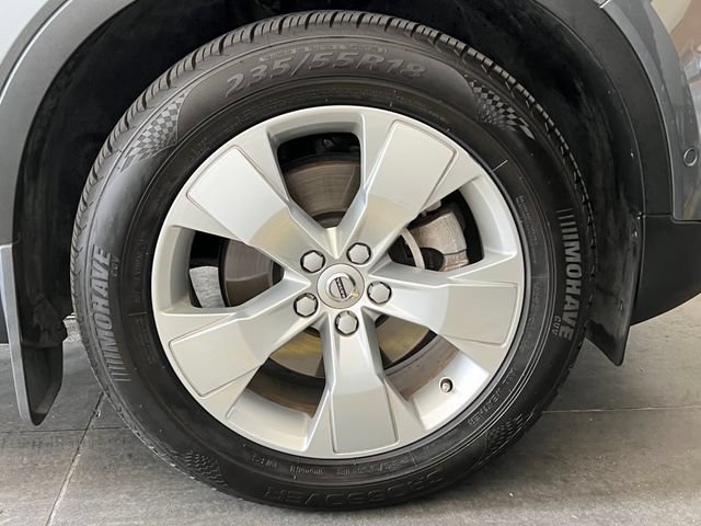 Used 2019 Volvo XC40 T5 Momentum AWD/4WD image 12