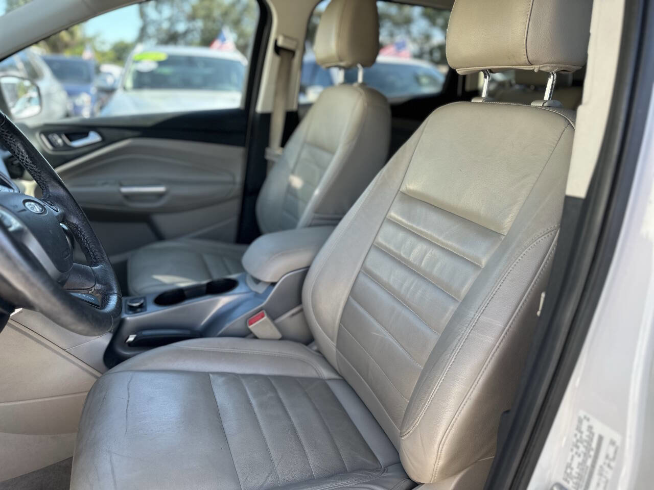 Used 2015 Ford Escape SE w/ Equipment Group 201A image 12