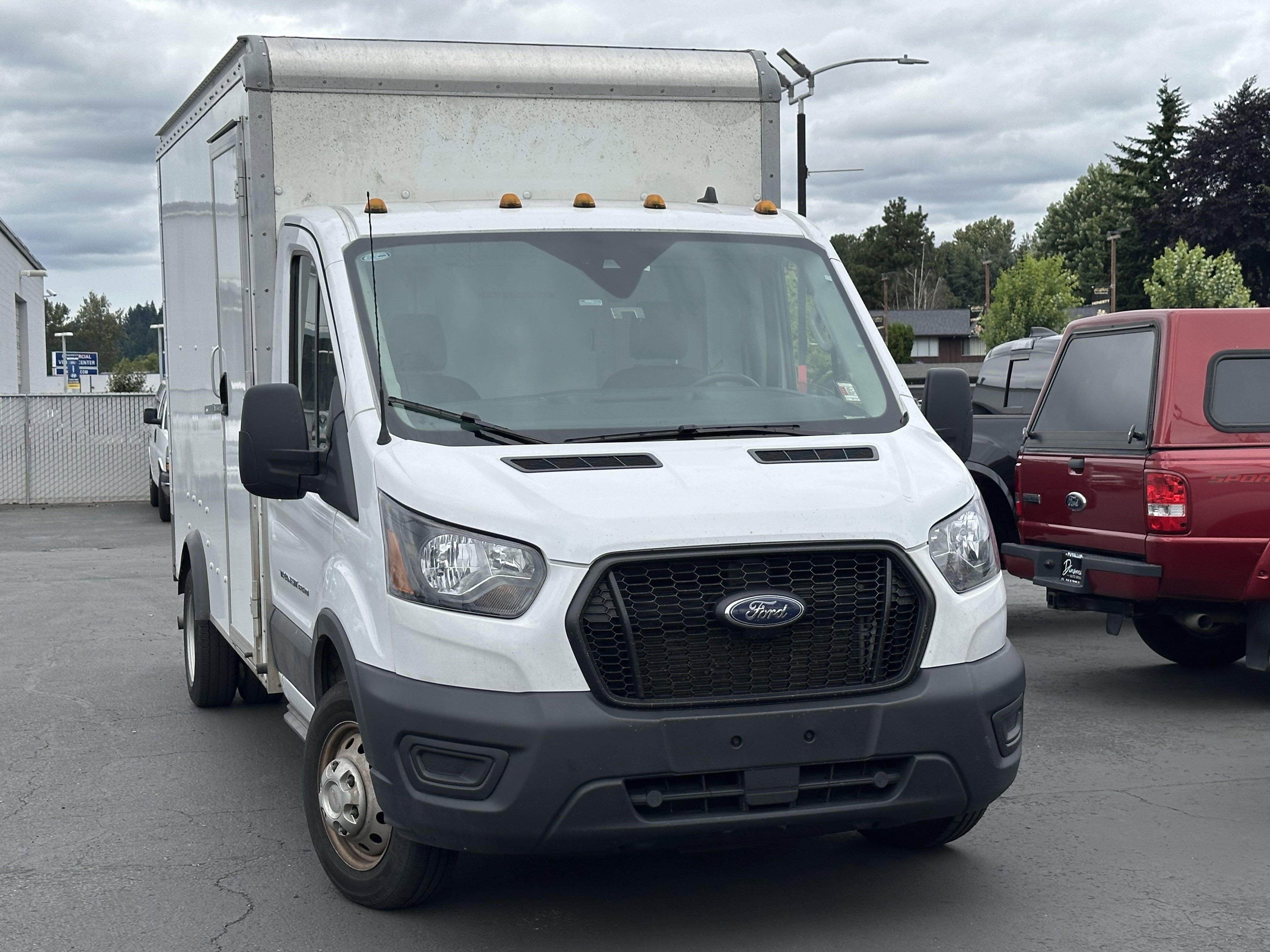 Used 2023 Ford Transit 350 DRW image 3