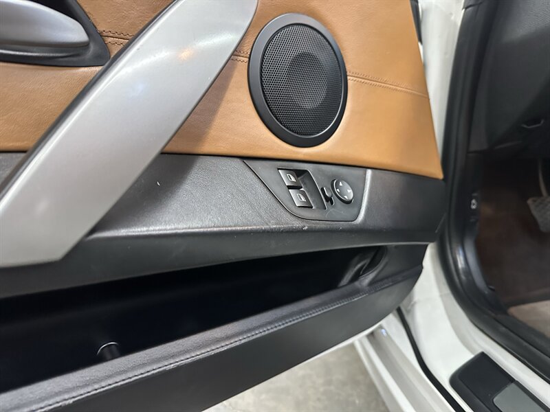 Used 2007 BMW Z4 3.0si RWD image 21
