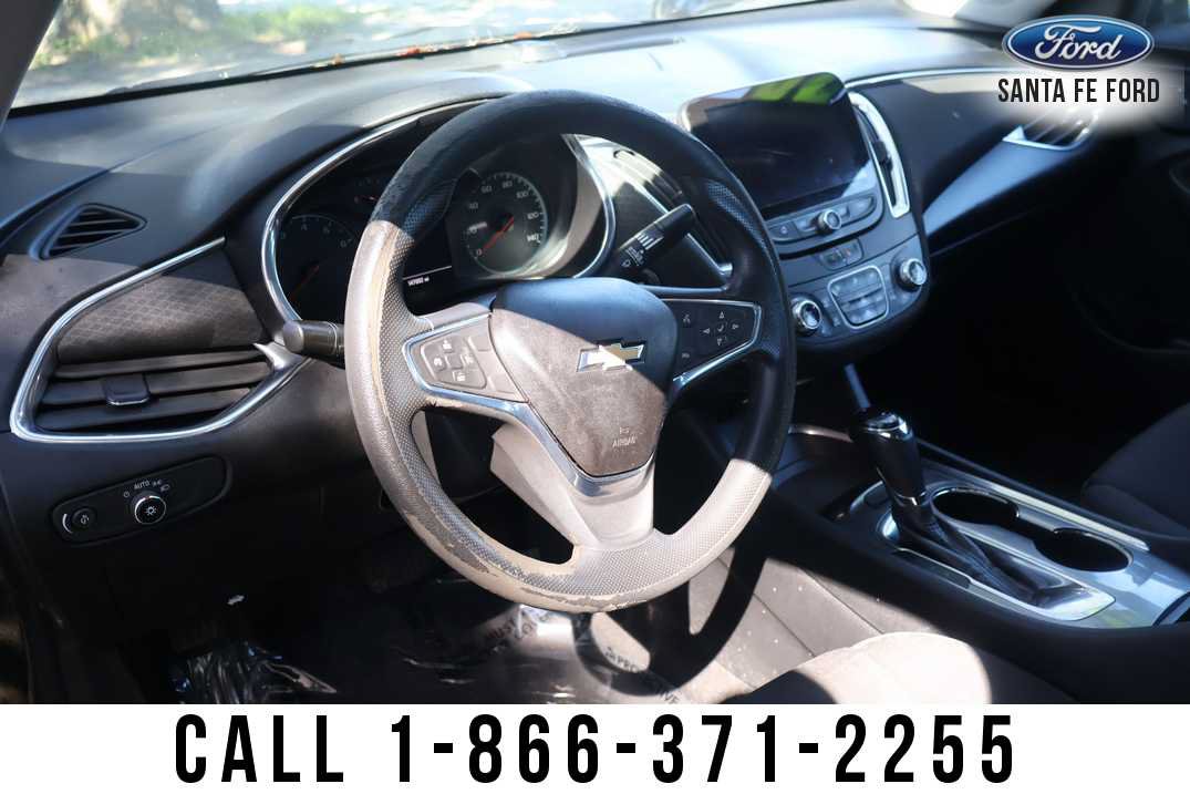 Used 2020 Chevrolet Malibu LT FWD image 9