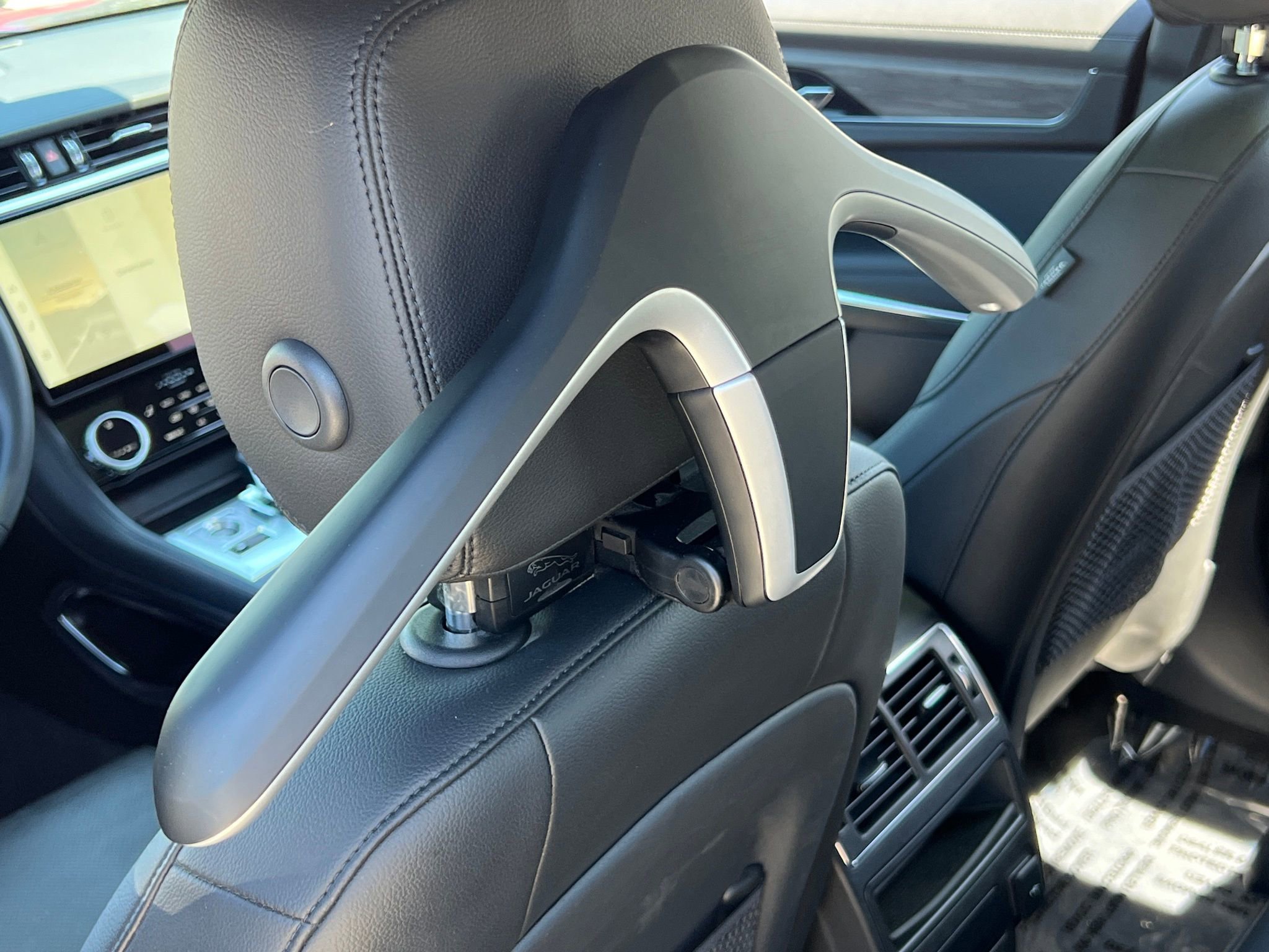 Used 2023 Jaguar F-PACE S AWD/4WD image 33