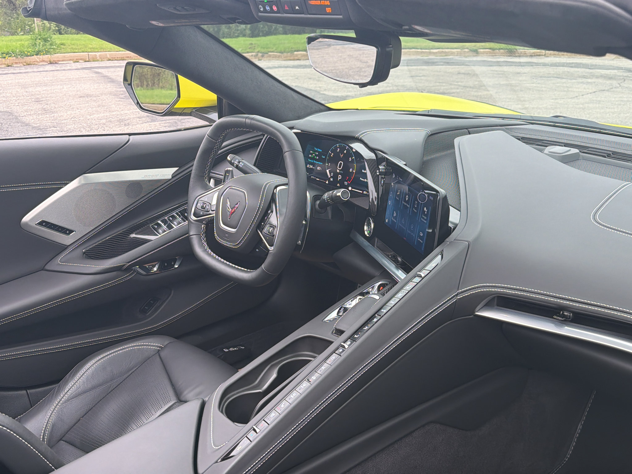Used 2024 Chevrolet Corvette Stingray Premium Conv w/ 3LT RWD image 31