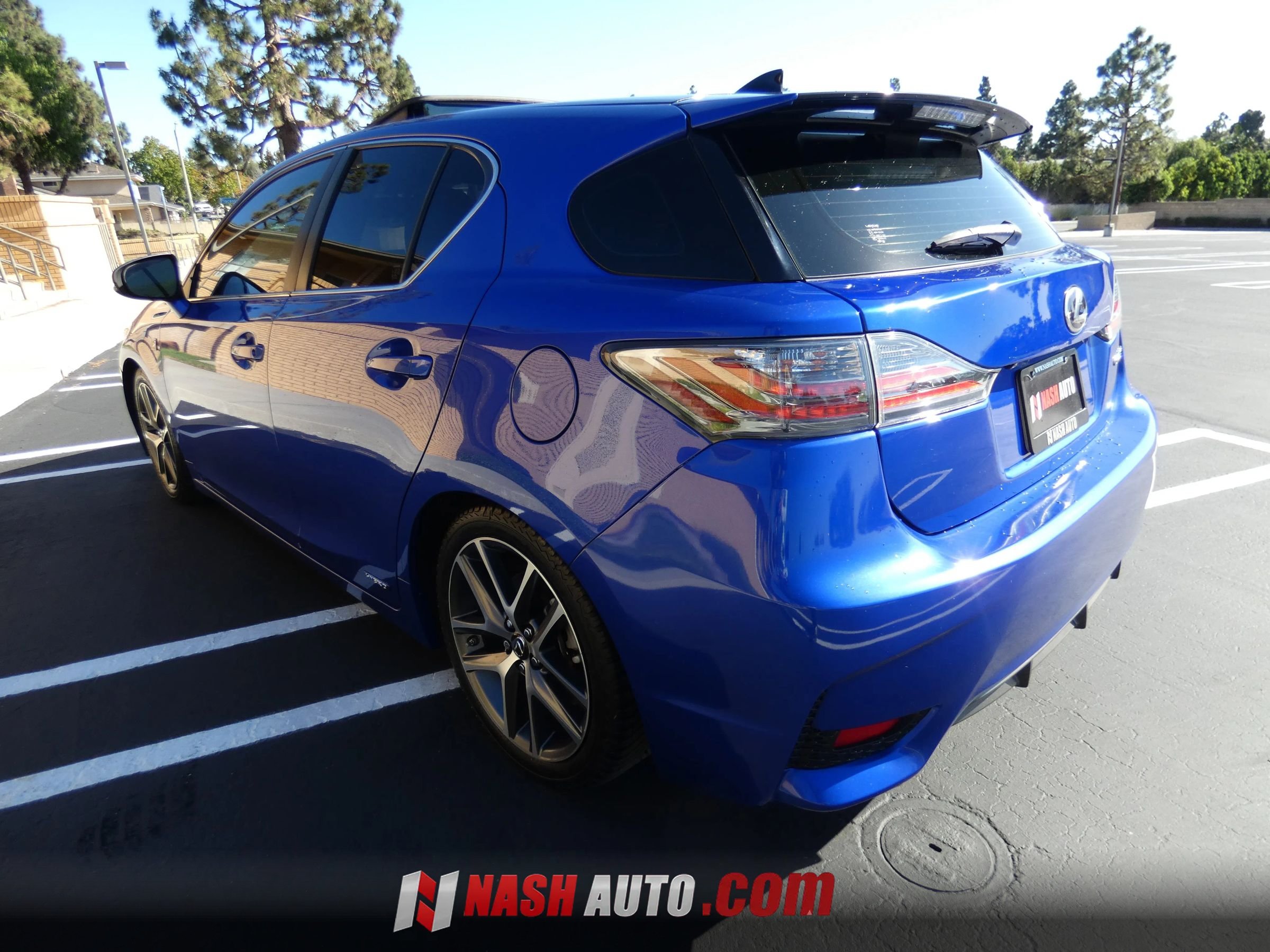 Used 2014 Lexus CT 200h w/ F Sport w/Nuluxe Interior FWD image 12