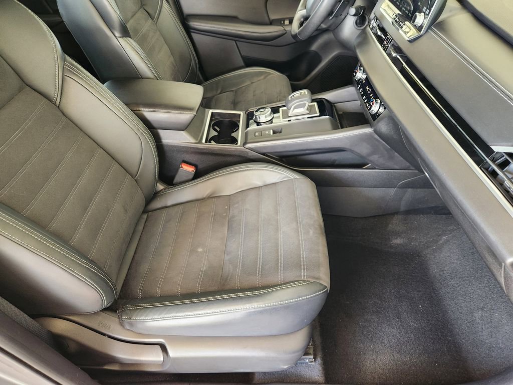 Used 2022 Mitsubishi Outlander SE image 13