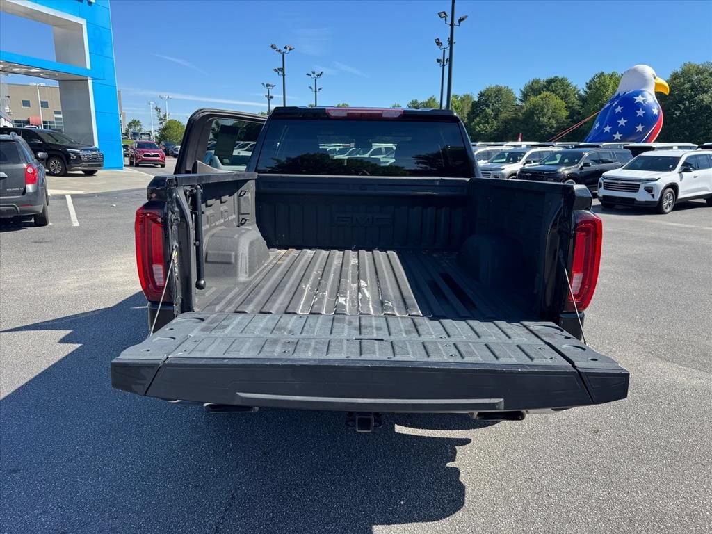 Used 2023 GMC Sierra 1500 SLT w/ SLT Premium Package AWD/4WD image 10