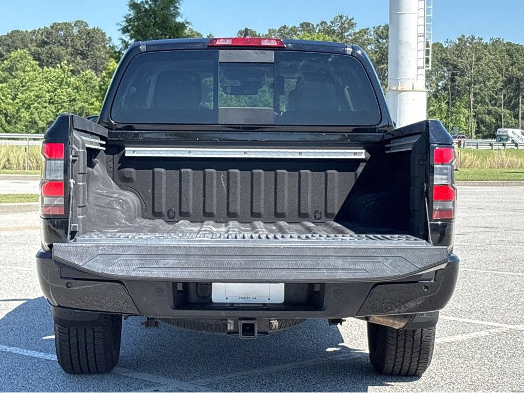 Used 2024 Nissan Frontier SL w/ Technology Package RWD image 12