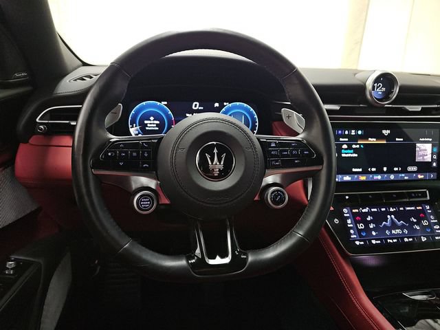 Used 2023 Maserati Grecale Modena AWD/4WD image 12