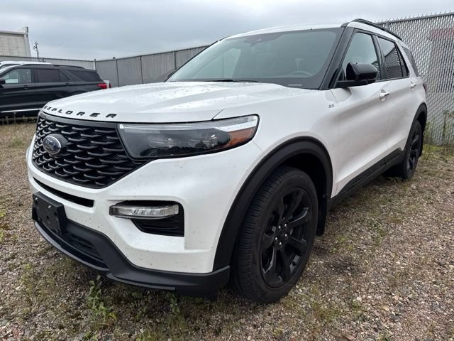 Certified 2023 Ford Explorer ST-Line w/ Class IV Trailer Tow Package AWD/4WD image 3