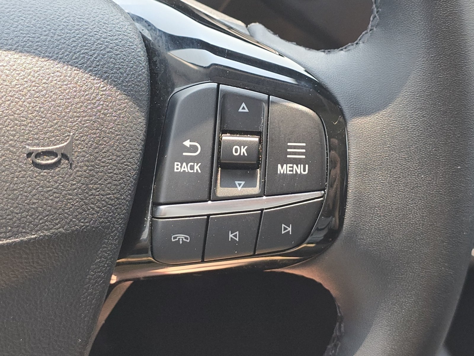 Used 2024 Ford Escape Active w/ Cold Weather Package FWD image 30