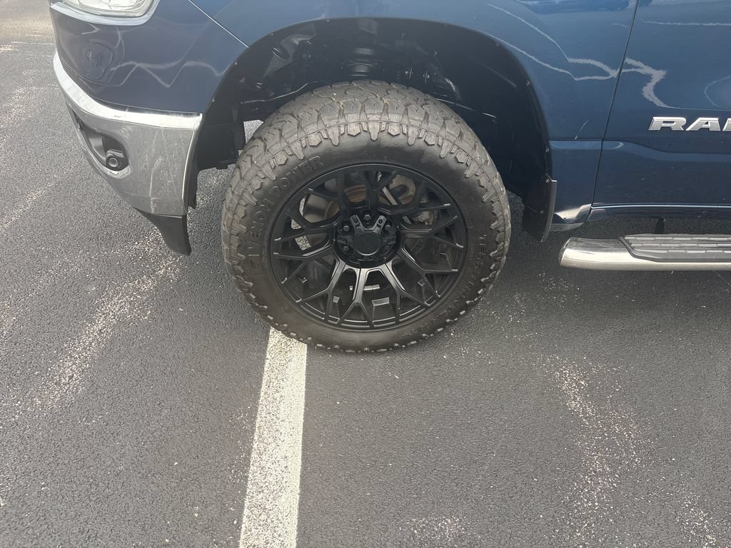 Used 2022 RAM 1500 Big Horn AWD/4WD image 10