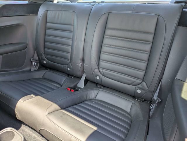 Used 2013 Volkswagen Beetle R-Line FWD image 14