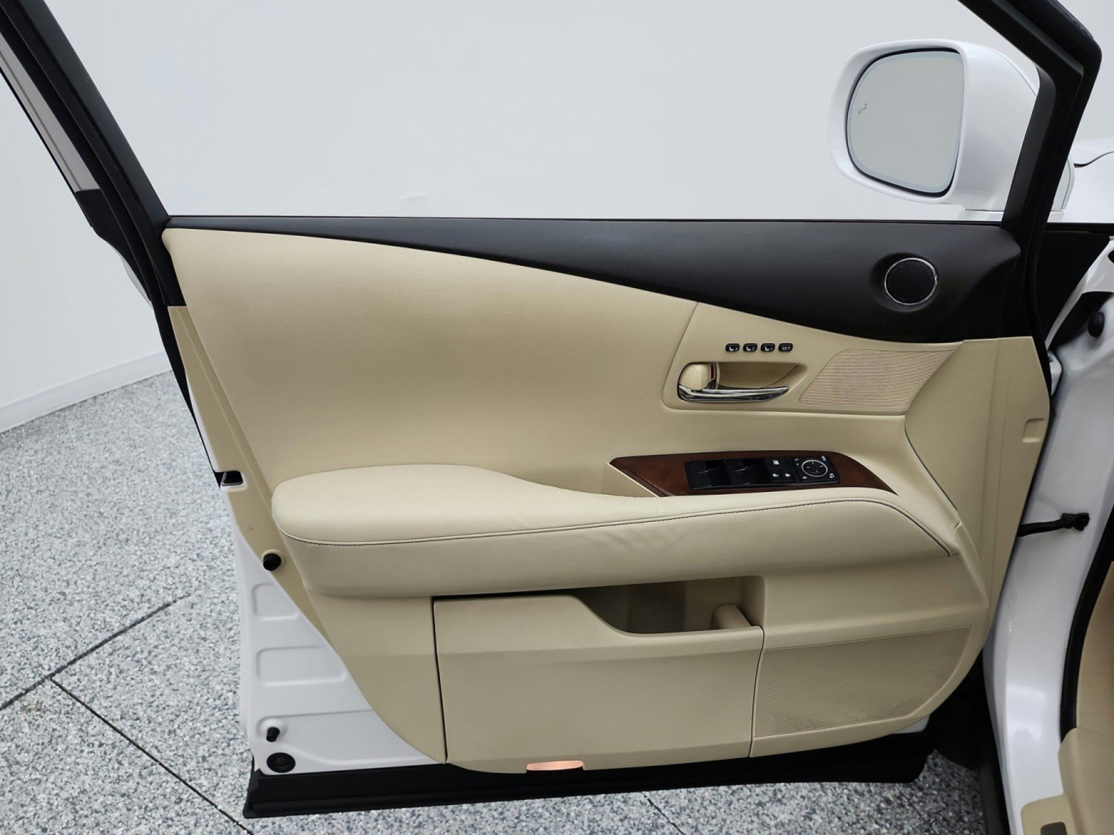 Used 2014 Lexus RX 350 FWD w/ Navigation Package image 14