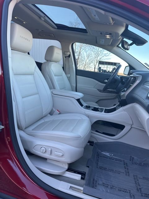 Used 2022 GMC Acadia Denali w/ Denali Ultimate Package image 42