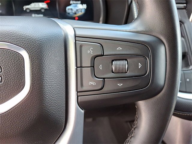 Used 2023 GMC Yukon SLT image 18