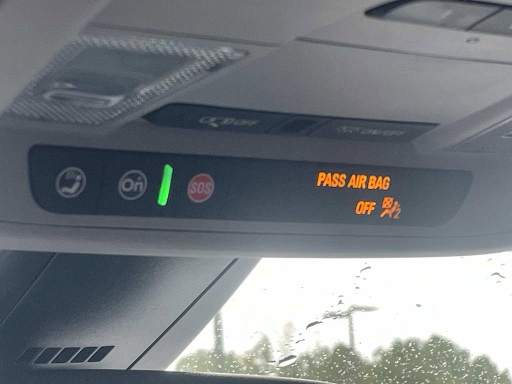 Used 2024 Chevrolet Blazer LT w/ Convenience Package image 32