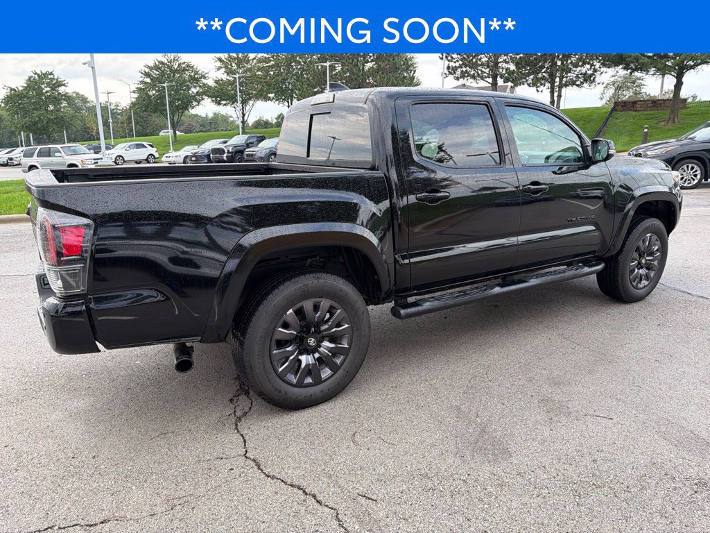 Used 2023 Toyota Tacoma Limited w/ Nightshade Package AWD/4WD image 6